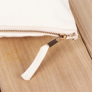 Bolsa de Cosméticos de Lona con Cierre de Cremallera, Estilo Minimalista, Estampado de Letras, Tamaño Pequeño, Almacenamiento Práctico - Product Image 3