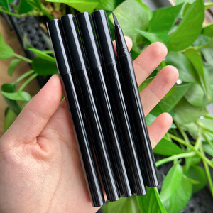 ปากกาอายไลเนอร์ชนิดน้ำกันน้ำติดทนนานเครื่องสำอางแต่งตาสีดำเพื่อการใช้งานที่แม่นยำ - Product Image 2
