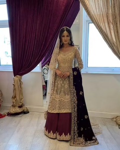 Robe de mariée indienne/pakistanaise élégante avec broderie lourde Zardozi 2019 Collection Jacket Lehenga avec Duptta - Product Image 5
