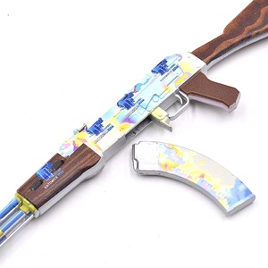 Fabricantes diseño nuevo juego de disparos csgoak47 equipo de enfriamiento artesanía de metal pistola molde llavero material de aleación de zinc en stock - Product Image 4