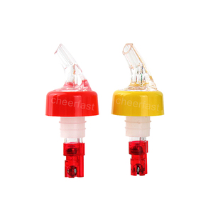 Verseur de bouteille doseuse automatique, couleur transparente de haute qualité verseur de bouteille de liqueur en plastique à prise rapide d'alcool - Product Image 1