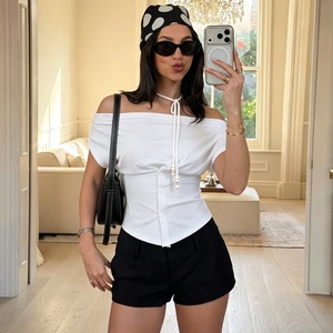 Top Nero Estivo con Lacci da <span class=keywords><strong>Donna</strong></span>, Scollo a Barca, Slim Fit, Vita Alta, Tinta Unita, Sexy, Stile Y2K, con Fasce, Canotta, T-shirt - Product Image 1