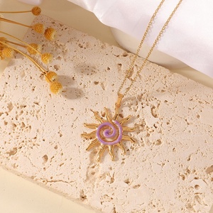 Collar con Colgante en Espiral de Estilo Europeo y Americano de la Boutique Jingciren para Mujer, Colgante Hueco Dorado Personalizado - Product Image 4