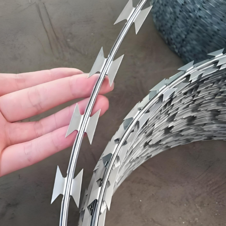 Hot-Selling Cost Field  Direct Wholesale Great Standard Electric Galvanized Welded Wire Mesh Galvanized Steel for Garden Fence