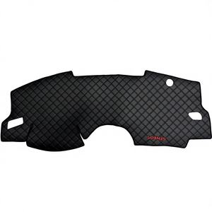Funda Protectora Antideslizante para el Tablero del Coche, de Cuero PVC, para Toyota Yaris - Product Image 1