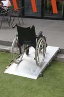 Nouvelle rampe pliante en aluminium pour fauteuil roulant avec seuil de porte, pour sols et escaliers