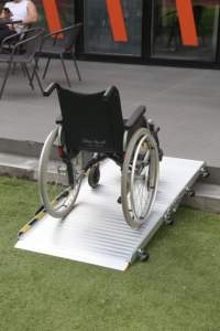 <span class=keywords><strong>Rampe</strong></span> pliable en aluminium facile à transporter, rampes et supports pratiques <span class=keywords><strong>pour</strong></span> moto - Product Image 3