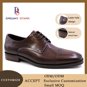 Chaussures pour hommes en cuir véritable de haute qualité, fabriquées à la main en Italie, design classique brun, logo personnalisé, design original. - Product Image 6