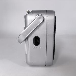 Récepteur radio portable 4 bandes FM AM SW1 SW2 avec haut-parleur intégré haute sensibilité et poignée - Product Image 5