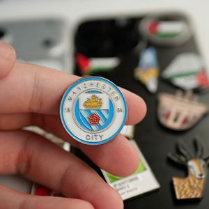 Pabrik kustom ukiran Pin logam halus Enamel bendera nomor desain paspor untuk telepon stiker dekorasi - Product Image 5