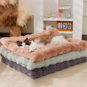 Venta al por mayor de fábrica, Cama grande y suave para perros, diseño mejorado, cama para perros de lujo lavable antiarañazos para mantener el calor - Product Image 1