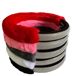 2023 Nouveau design bling bling couverture de <span class=keywords><strong>volant</strong></span> diamant <span class=keywords><strong>hiver</strong></span> fourrure <span class=keywords><strong>couvre</strong></span>-<span class=keywords><strong>volant</strong></span> - Product Image 1