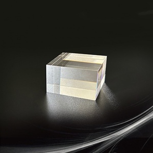 Cristal de scintilador de alta resolución sin cortar 5.8Mohs LYSo para equipos de inspección de seguridad de alta gama - Product Image 1