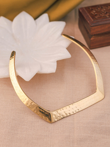 Collar Hasli Chapado en Oro Hecho a Mano por Diseñadores para Mujer, Joyería Étnica, Collar Tradicional para Uso Festivo - Product Image 2