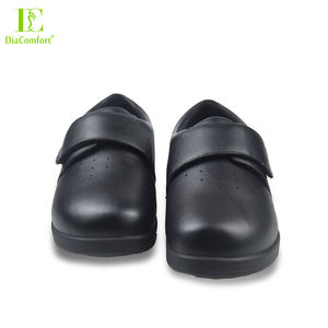 Chaussures de marche décontractées médicales à talon souple pour hommes et femmes diabétiques, idéales pour les infirmières, les diabétiques, les personnes atteintes d'arthrite, de neuropathie et de pieds enflés. - Product Image 5