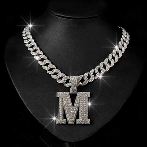 Collana <span class=keywords><strong>con</strong></span> Ciondolo <span class=keywords><strong>Lettera</strong></span> <span class=keywords><strong>M</strong></span> Iced Out da Uomo, in Lega Argento, <span class=keywords><strong>con</strong></span> Catena Cuban Link, Gioielli Hip Hop Personalizzati, Accessori Moda Uomo - Product Image 1