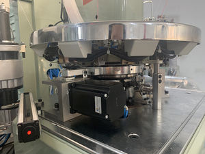 Prix d'usine, machine à tricoter des chaussettes italienne, équipement tout-en-un avec dispositif de liaison automatique des pointes de chaussettes, 3,75 de diamètre - Product Image 4