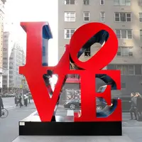 Original, sculpture moderne en acier inoxydable, avec lettres rouges, amour