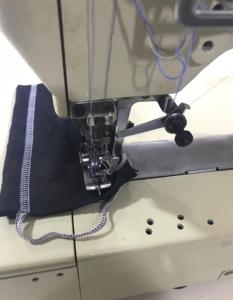 Máquina de Coser Interlock de Cama Plana de Alta Velocidad <span class=keywords><strong>Yamato</strong></span> VF2500-156M en Buen Estado - Product Image 5