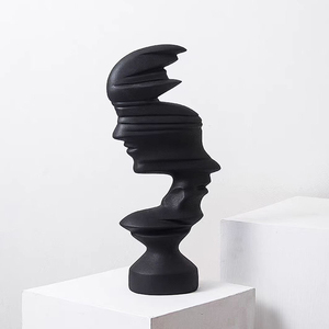 Scultura Moderna Minimalista Astratta in Bianco e Nero, Ornamento Artistico in Resina a Forma di Volto - Product Image 6