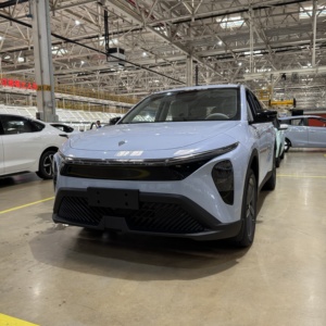 EWIND LHD Auto Elettrica con Autonomia di 520km, Veicolo Elettrico Cinese con Cabina Salubre, Batteria LFP, Velocità Massima 160km/h - Product Image 5