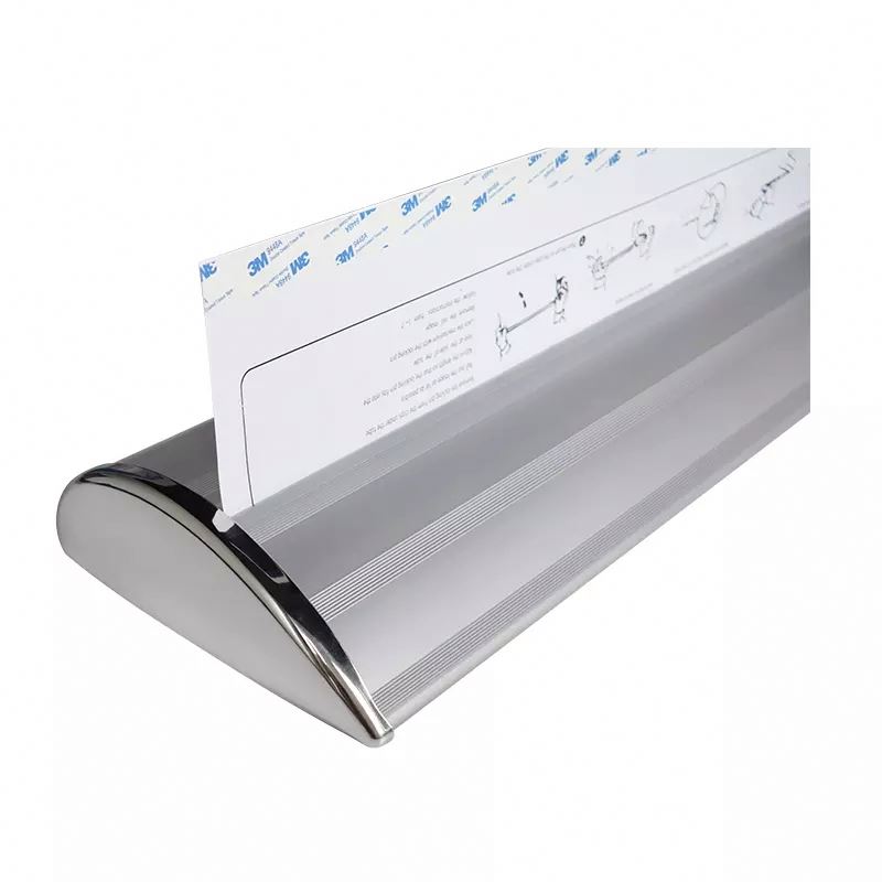 Изготовленные на заказ рекламные бумажные раскручиваемый баннер Печатный вертикальный Демонстрационный стенд