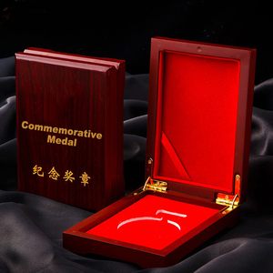 En stock logo personnalisé, trophée médaille plaque emballage de boîte cadeau en bois bijoux de haute qualité boîte commémorative en bois décoration/ - Product Image 1