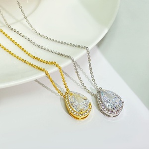 Collares de Joyería de Moda de Lujo, Collar con Colgante de Gota de Agua con Circonita Cúbica Chapada en Oro de 18K para Mujer - Product Image 4