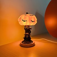 Nouvelle lampe de table transfrontalière Halloween chauve-souris et citrouille lumineuses, artisanat en résine, ornement créatif pour la décoration intérieure