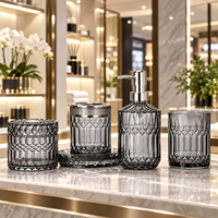 Ensemble de 5 accessoires de salle de bain en verre trempé, finition cristal : distributeur de savon, porte-brosse à dents, gobelet, pot de rangement, pour vanité