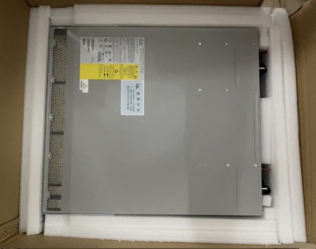 Used N9K-C93180YC-EX 48 Ports of 10/25G SFP+ and 6 Ports of 100G QSFP28 1-Rack-Unit (1RU) Switch