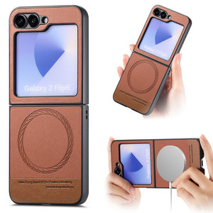 Funda para Teléfono con Pantalla Plegable Magnética Integrada para <span class=keywords><strong>Samsung</strong></span> ZFlip7, Diseño Ejecutivo de Tela y Cuero, Carga Inalámbrica, Soporte para Teléfono - Product Image 1