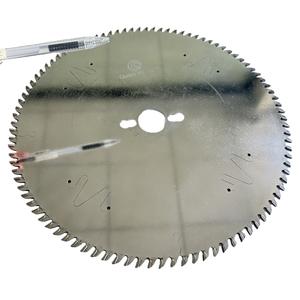 Лезвия пилы из нержавеющей стали 30Crv для резки древесины, сверлильный станок OEM, дисковые пилы 300*3,<span class=keywords><strong>2</strong></span>/<span class=keywords><strong>2</strong></span>,<span class=keywords><strong>2</strong></span>*30 Z96 - Product Image 1