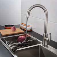 Robinet de lavabo de salle de bain en acier inoxydable à montage sur comptoir, monocommande, design moderne, finition chromée, rotation à 360 degrés, douchette extractible