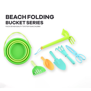 Ensemble <span class=keywords><strong>de</strong></span> 7 jouets <span class=keywords><strong>de</strong></span> <span class=keywords><strong>plage</strong></span> pour enfants, seau pliable en silicone, râteau à long manche, houe, pelle pour <span class=keywords><strong>l</strong></span>'été, jeux en plein air, bac à sable, neige - Product Image 1