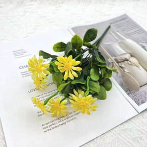 Fleurs artificielles en plastique doux au toucher naturel, orange et jaune, simulation de marguerite et de chrysanthème pour la décoration de la maison - Product Image 6