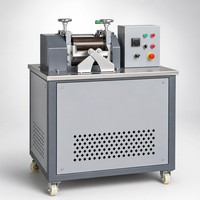 Kunststoff-Pelletiermaschine Labor-Zweiwalzenmühle Wasserkühlsystem PVC-Compound-Misch- und Granuliermaschine mit Temperaturkontrolle CE