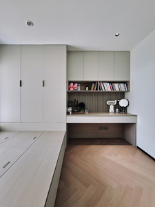 Letto Tatami Moderno con Contenitore Nascosto e Armadio Integrato su Misura per Soggiorni Urbani Compatti - Product Image 3