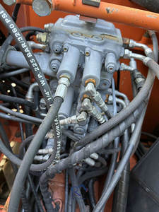 Mini-excavatrice Hitachi ZX60 d'occasion, modèle 2024, moteur Cummins, chenillée, composant moteur principal, prix réduit, garantie après-vente 1 an - Product Image 5