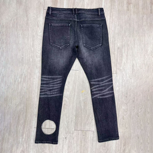 Черные джинсы стрейч с аппликациями, нанесением рисунков, пришиванием и нашивками - Product Image 3