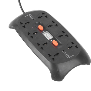 En Venta: Enchufe de Corriente de 220V Económico y Duradero con Función de Tomacorriente - Product Image 2