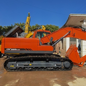 Excavadora Hidráulica Usada Doosan DX225LCA, Marca Coreana, Excavadora de Orugas Mediana, Maquinaria Usada para Excavación y Movimiento de Tierras - Product Image 3