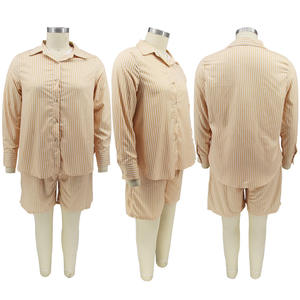 2022 Neuheiten Sommer Damen bekleidung Plus Size Shirt Gestreifter Druck Lose 2-teiliges Set Damen Shorts Set - Product Image 2