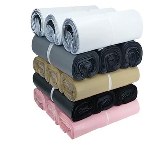 Sac d'emballage express imperméable et épaissi, en couleur, avec logo imprimé - Product Image 1