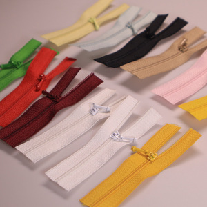 Cremallera de nailon de extremo cerrado, tamaño 0, 5cm, 6cm, 7cm, 8cm, 10cm, 15cm, para ropa de muñecas, bolsas de juguete pequeñas, ropa y zapatos. - Product Image 1