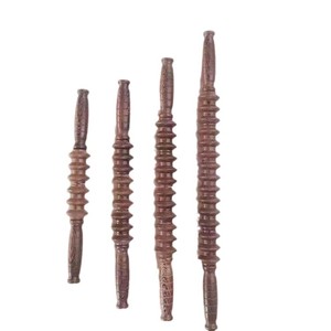 Masajeador de cuerpo trasero de madera de ala de pollo Manual masajeador de vientre Abdominal rodillo de muslo y pantorrilla para aplicación manual - Product Image 1