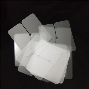 100pcs scudi del protettore di calore <span class=keywords><strong>per</strong></span> estensione dei capelli PVC singolo foro distanziatore separatore quadrato parrucchiere Styling parrucchiere - Product Image 2