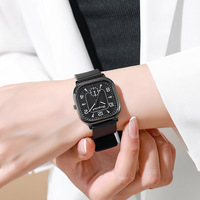 Montre pour homme à boîtier carré en alliage, mouvement à quartz - Style rétro tendance, bracelet en silicone, design créatif personnalisé, adapté à l'exportation