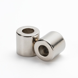 <span class=keywords><strong>Aimant</strong></span> de cylindre <span class=keywords><strong>cylindrique</strong></span> <span class=keywords><strong>creux</strong></span> en néodyme permanent NdFeB de terre rare super fort avec trou - Product Image 3
