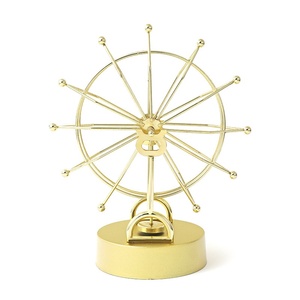 Décoration de bureau en forme de dragon magnétique à mouvement perpétuel, roue de Ferris 3D stéréoscopique dorée, design pastoral fondant - Product Image 5
